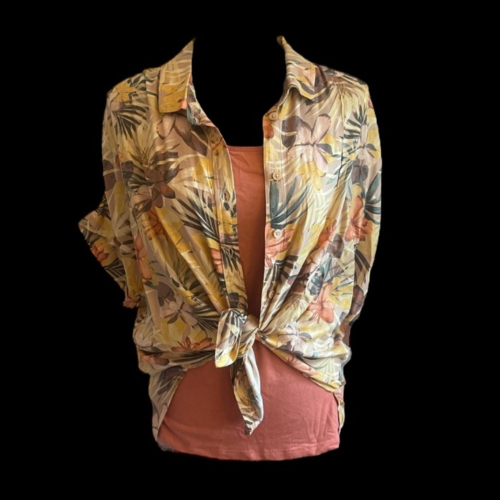 NWT 2 Piece Tropical Blouse Cami Set L Button Front Resort Vacation